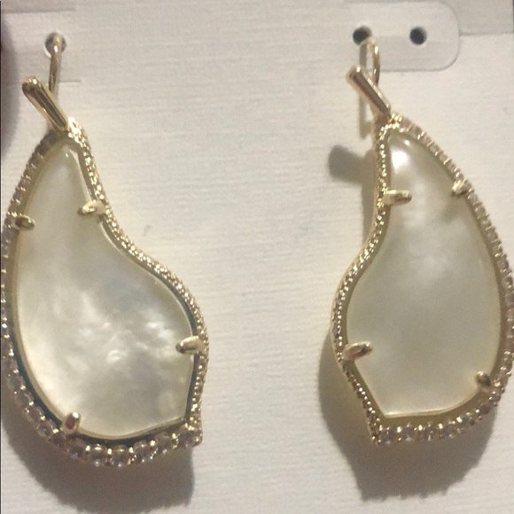Kendra Scott New - Picture 2 of 5